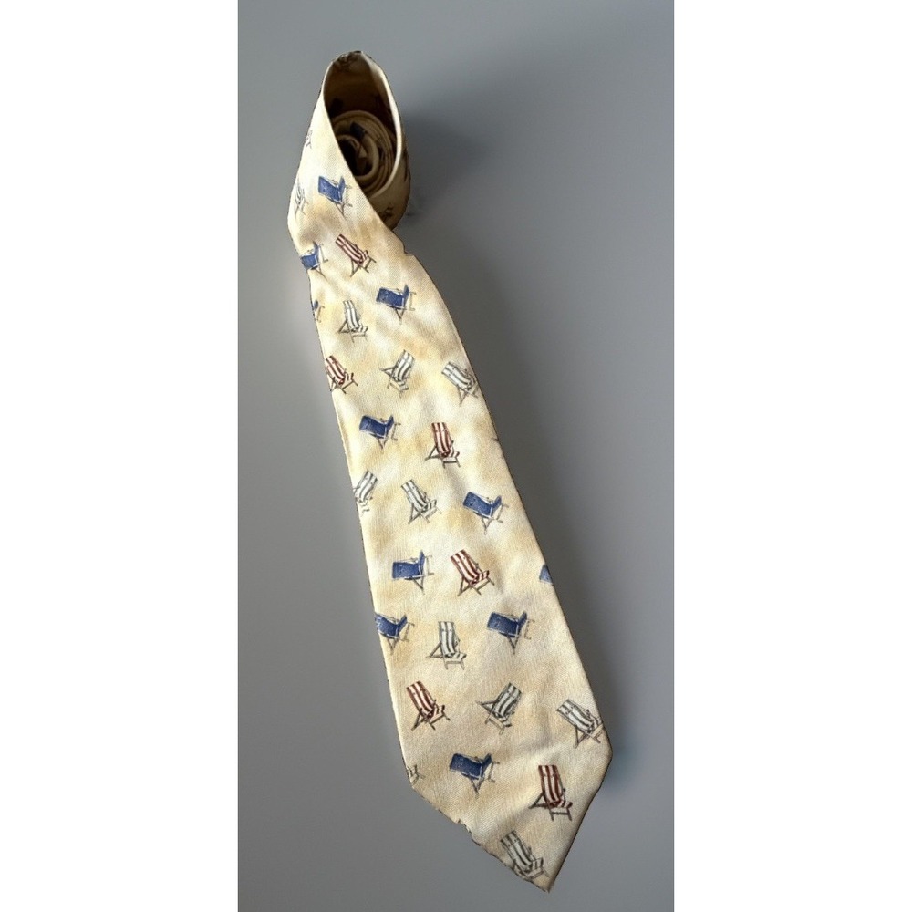 Tommy Bahama Neckwear Tie Beach Chair Pattern Multi Color USA 100% Silk JBHS